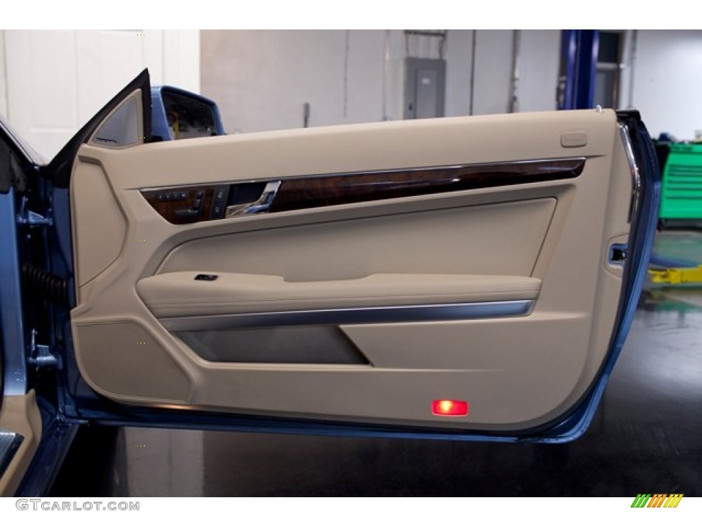 2011 Mercedes-Benz E 350 Cabriolet Door Panel Photos