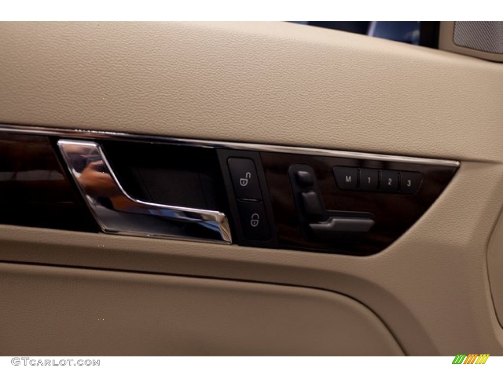 2011 Mercedes-Benz E 350 Cabriolet Controls Photo #86304048