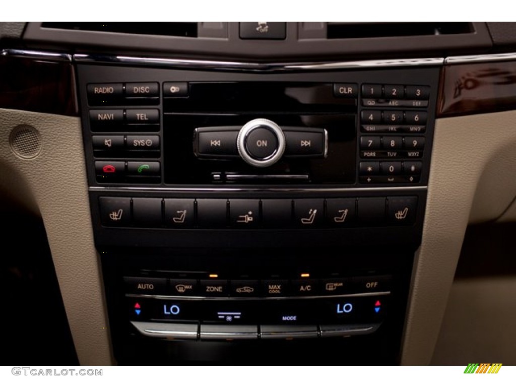 2011 Mercedes-Benz E 350 Cabriolet Controls Photo #86304458