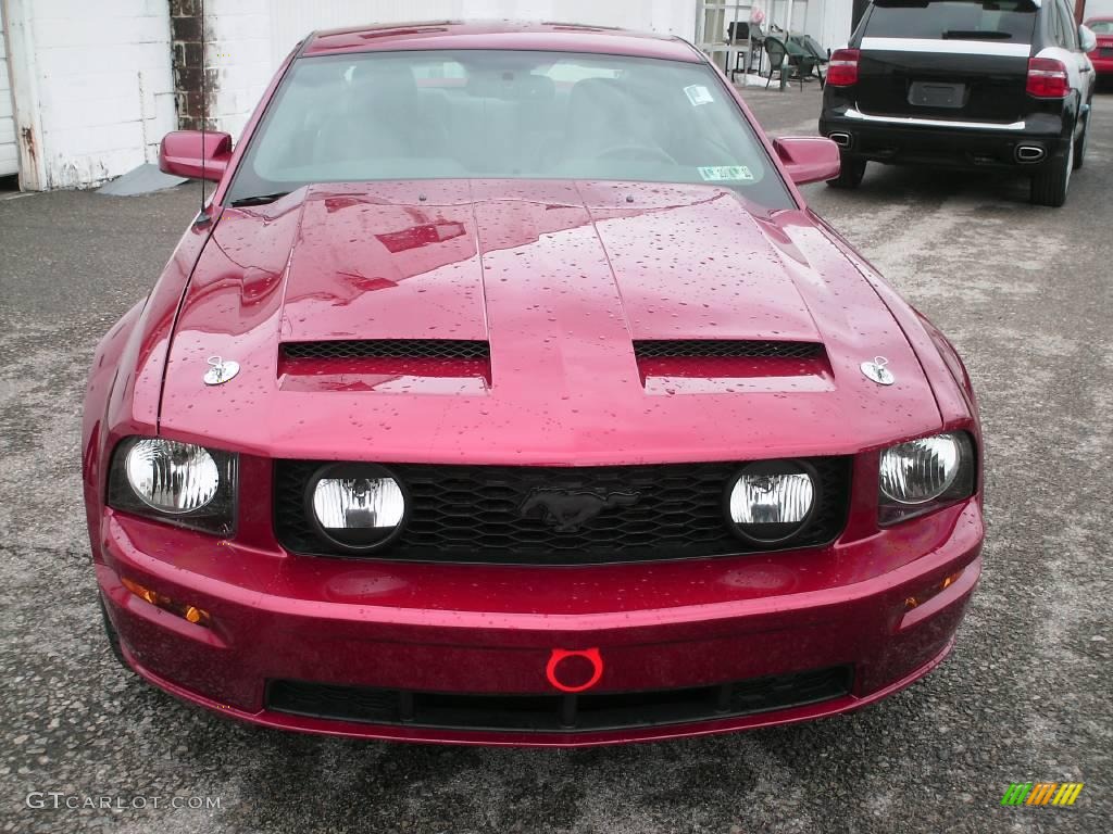 2007 Mustang GT Premium Coupe - Redfire Metallic / Dark Charcoal photo #5