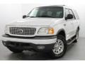 Oxford White - Expedition XLT 4x4 Photo No. 2