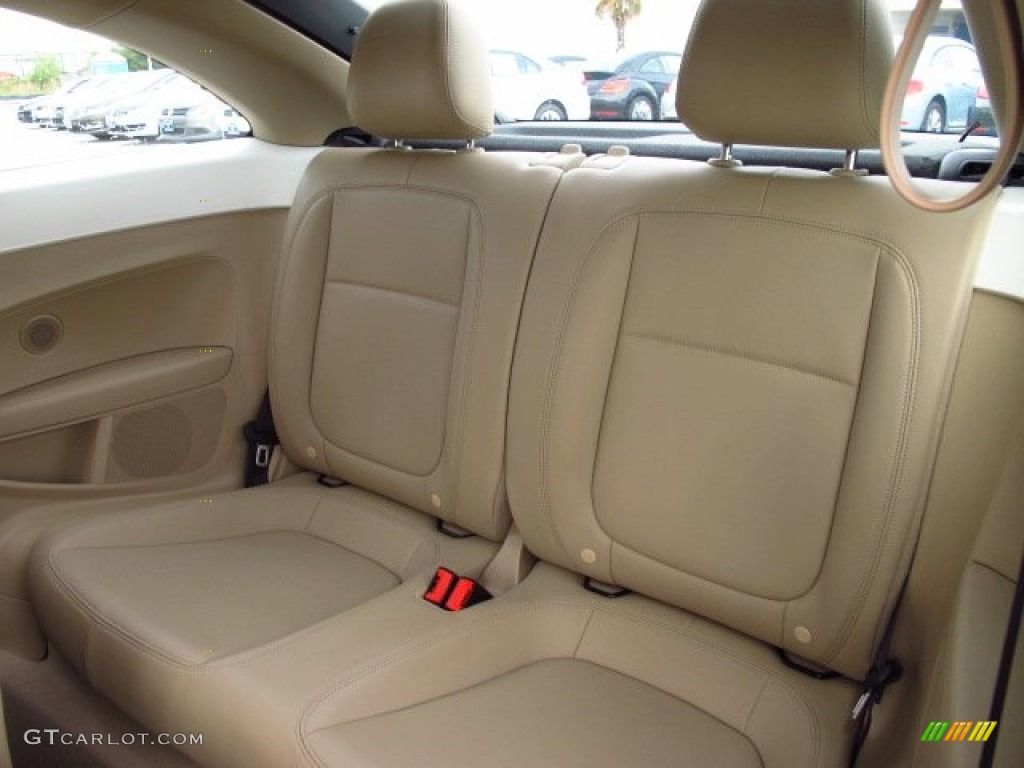 Beige Interior 2014 Volkswagen Beetle 2.5L Photo #86312430