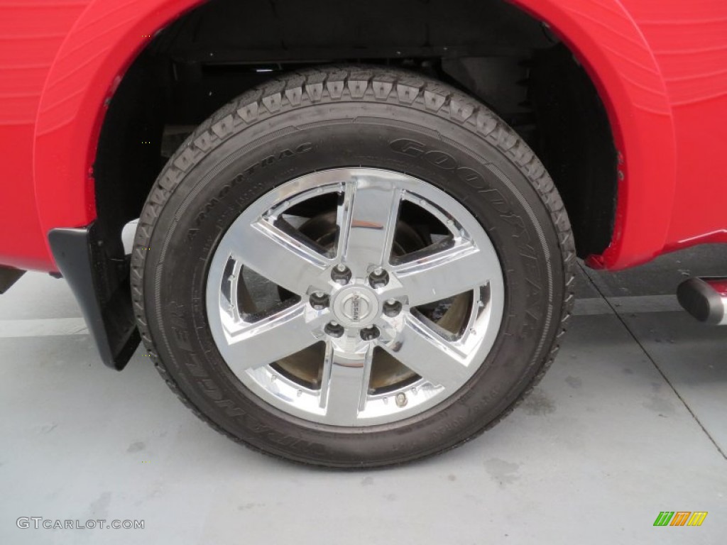 2010 Titan SE Crew Cab - Red Alert / Charcoal photo #14