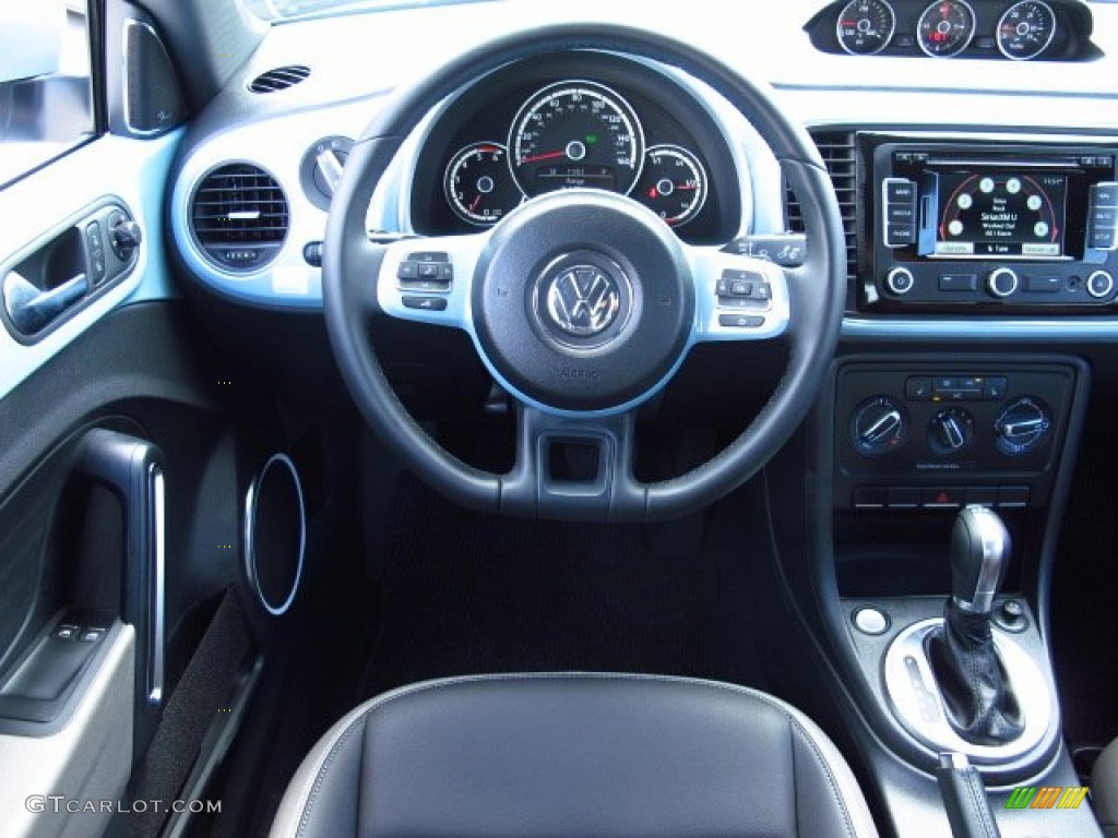 2014 Volkswagen Beetle TDI Quartz/Black Dashboard Photo #86312640