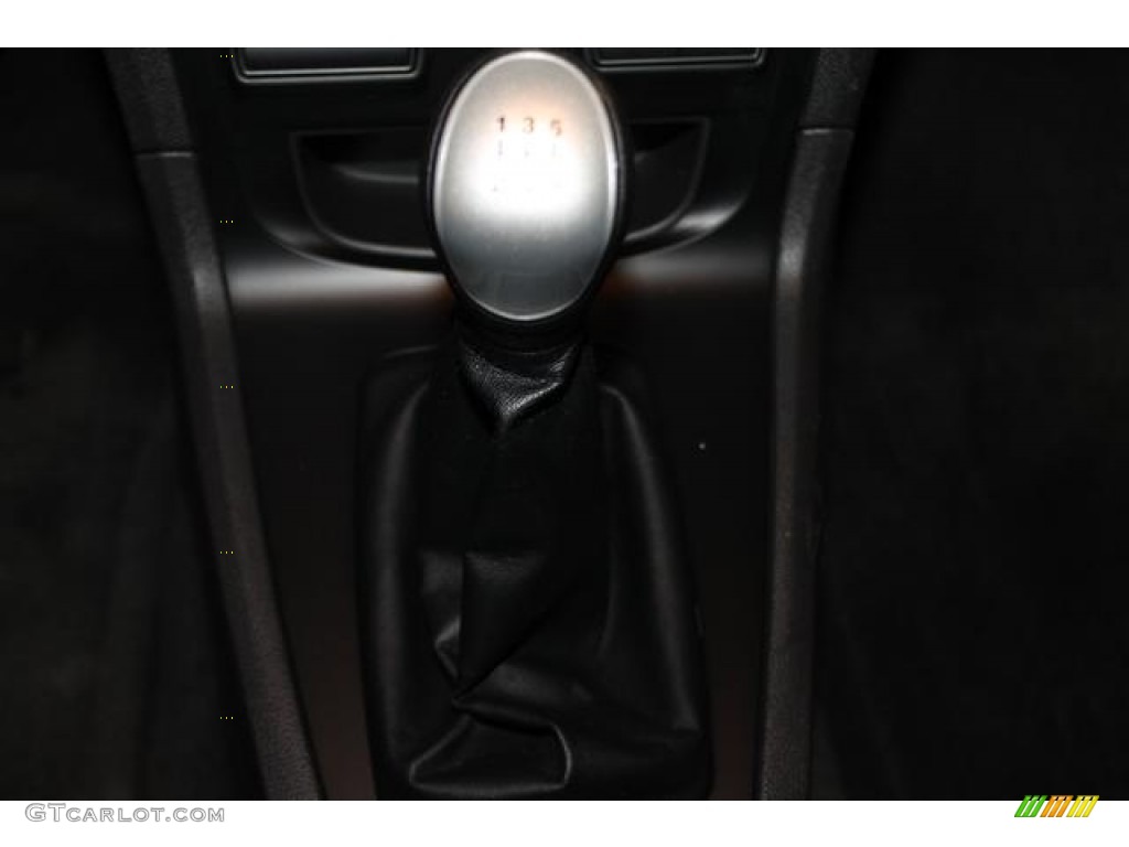 2011 Fiesta SE Hatchback - Red Candy Metallic / Charcoal Black/Blue Cloth photo #38