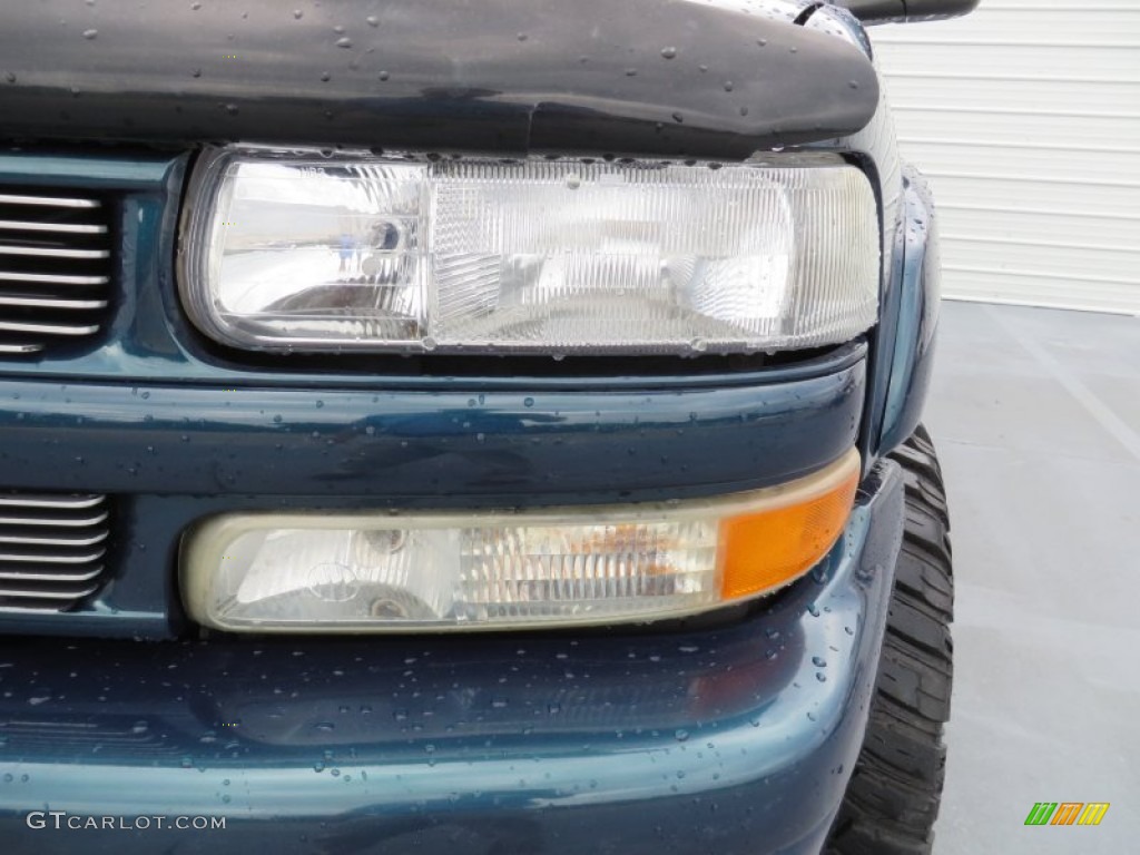 2005 Tahoe Z71 4x4 - Bermuda Blue Metallic / Gray/Dark Charcoal photo #9