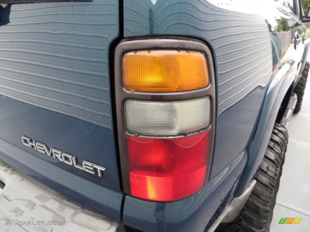 2005 Tahoe Z71 4x4 - Bermuda Blue Metallic / Gray/Dark Charcoal photo #21