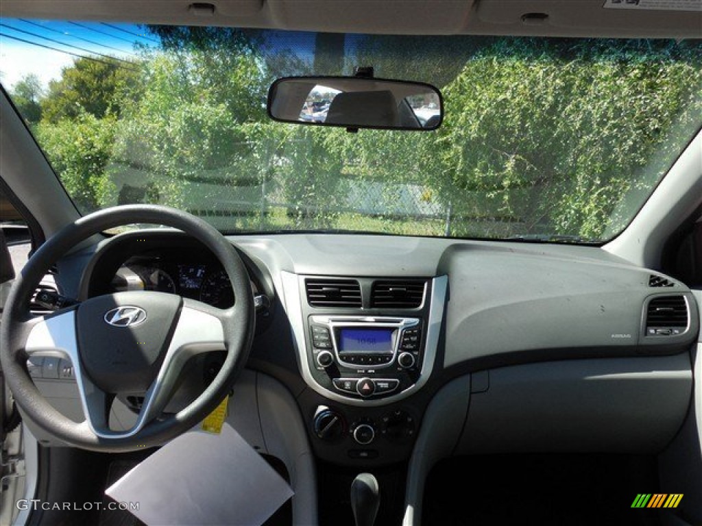2012 Accent GLS 4 Door - Ironman Silver / Gray photo #15