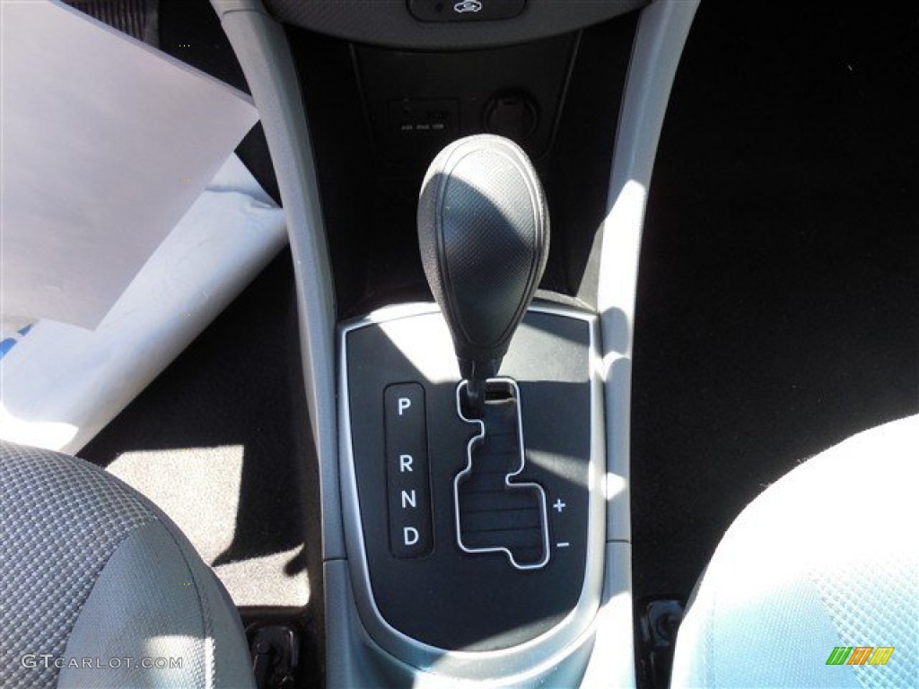 2012 Accent GLS 4 Door - Ironman Silver / Gray photo #20