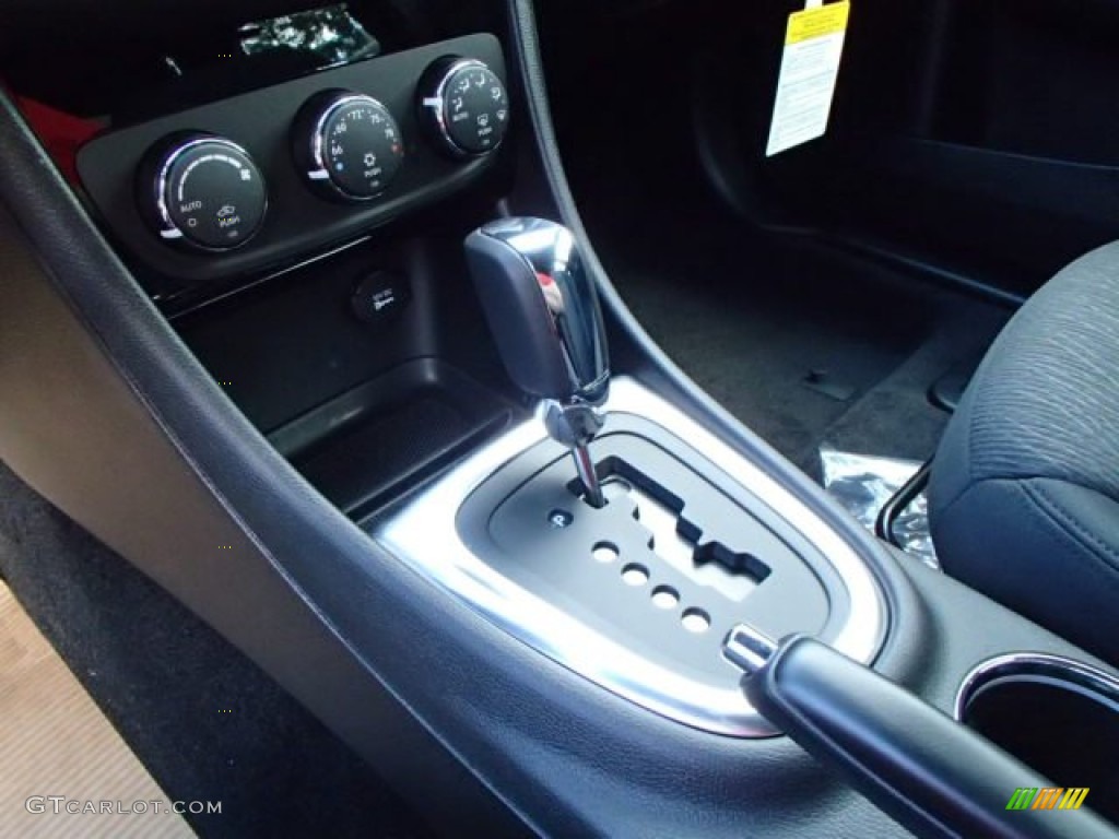 2014 200 Touring Sedan - Black Clear Coat / Black photo #18