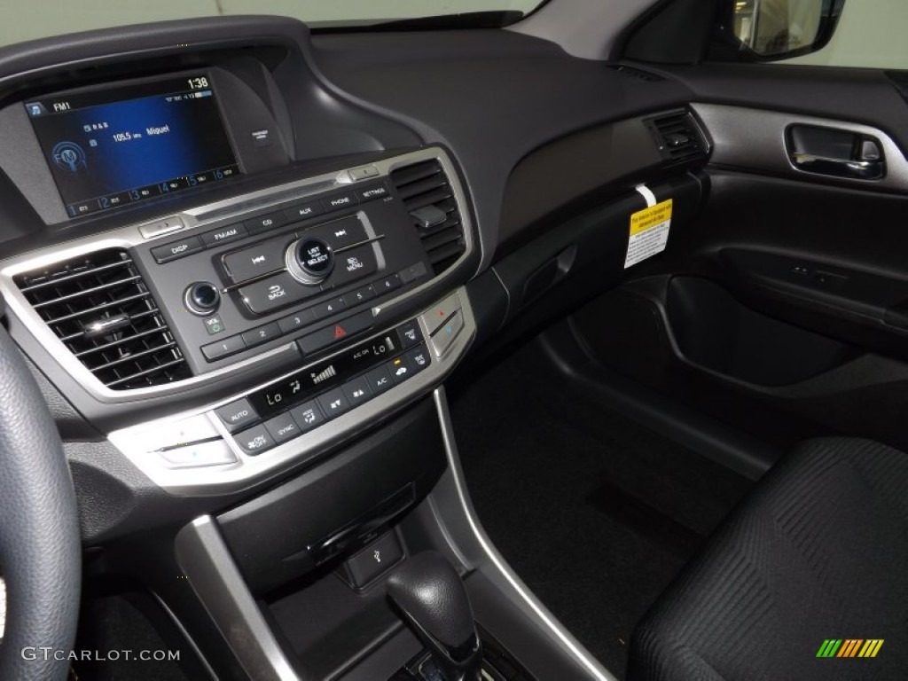 2014 Accord LX Sedan - Alabaster Silver Metallic / Black photo #12