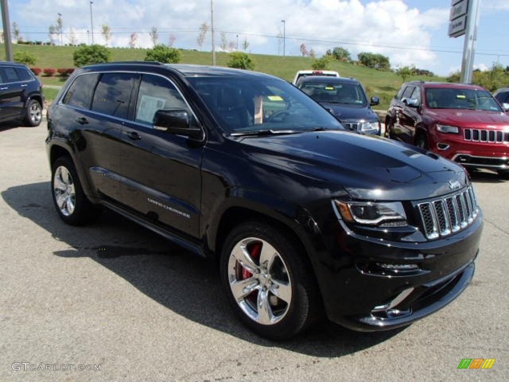 2014 Grand Cherokee SRT 4x4 - Brilliant Black Crystal Pearl / SRT Morocco Black photo #4