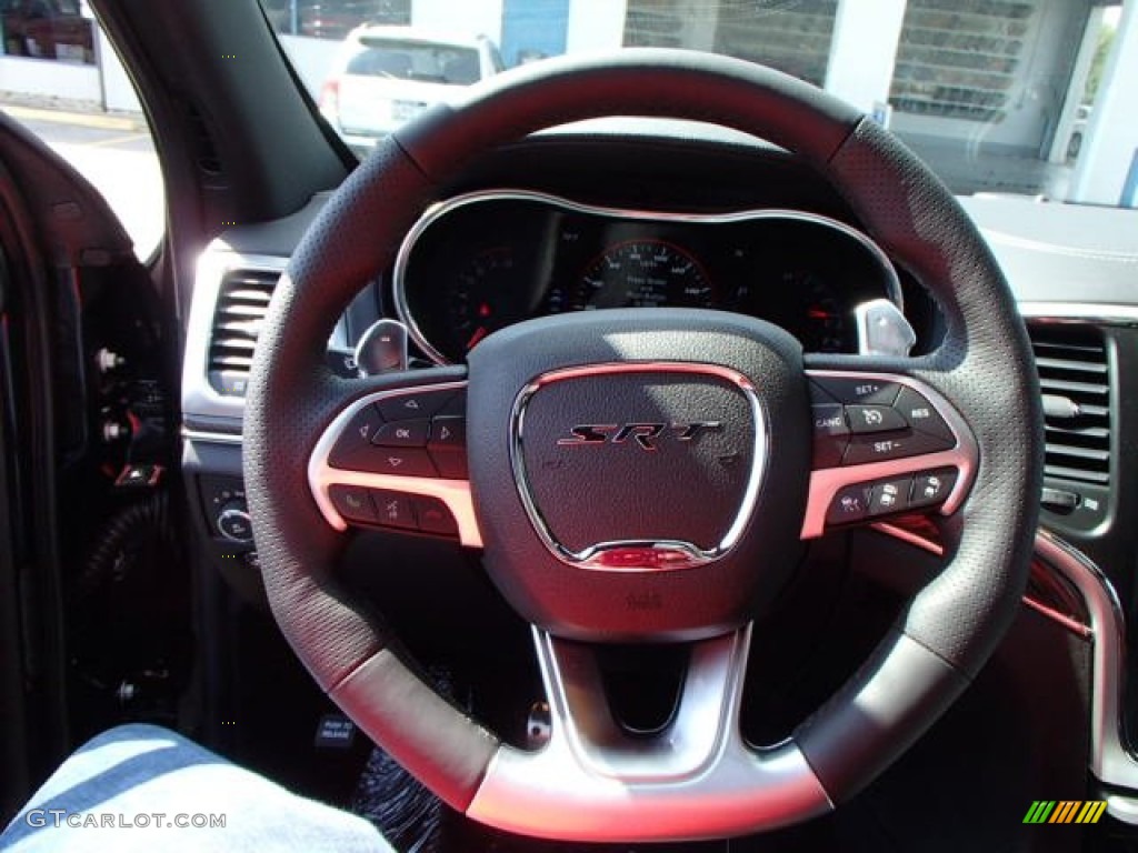 2014 Grand Cherokee SRT 4x4 - Brilliant Black Crystal Pearl / SRT Morocco Black photo #19