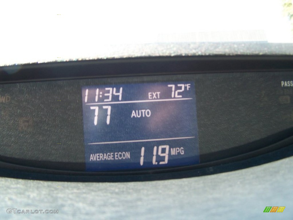 2013 Venza LE - Cosmic Gray Mica / Black photo #17