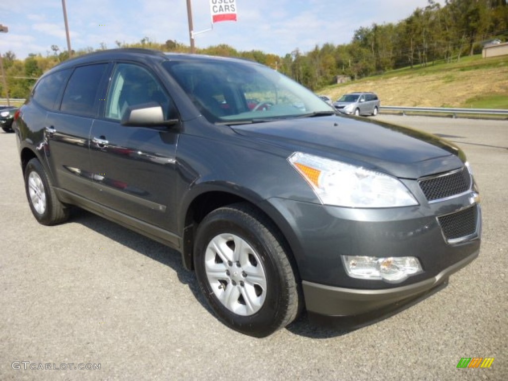 2009 Traverse LS AWD - Cyber Gray Metallic / Dark Gray/Light Gray photo #1