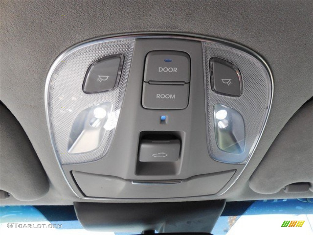 2011 Equus Signature - Platinum Metallic / Saddle photo #33