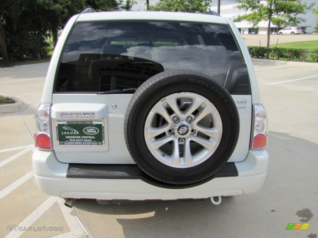 2005 XL7 LX 4WD - White Pearl / Beige photo #9