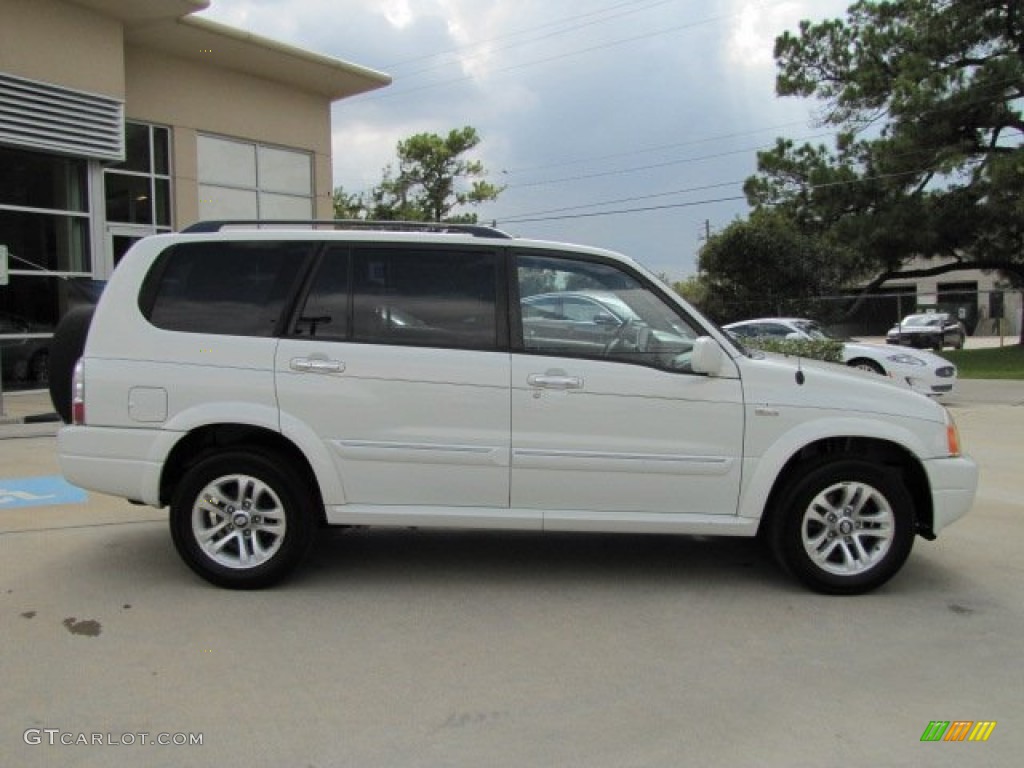 2005 XL7 LX 4WD - White Pearl / Beige photo #11