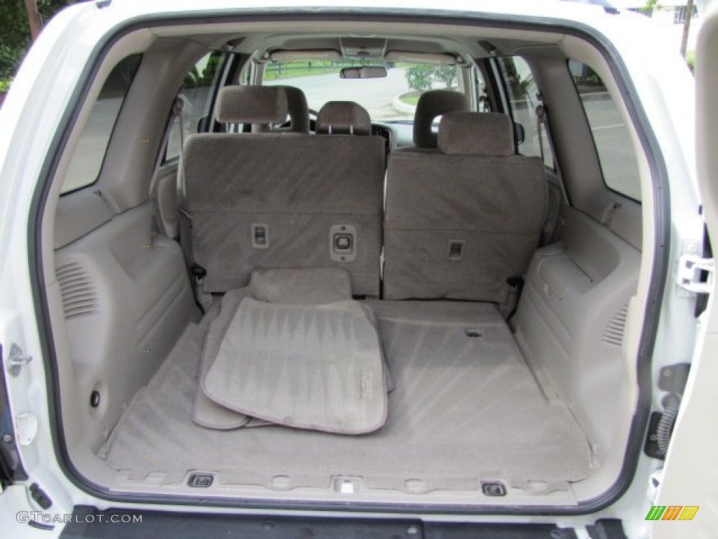 2005 XL7 LX 4WD - White Pearl / Beige photo #17