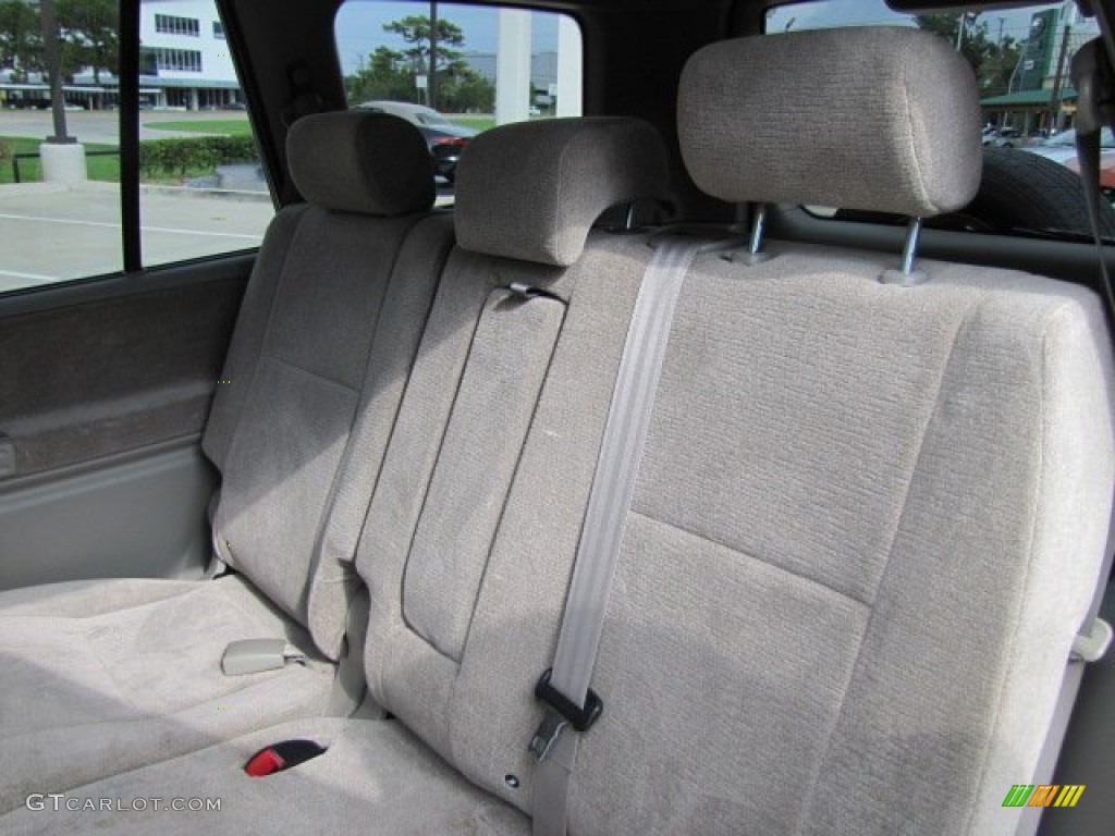 2005 XL7 LX 4WD - White Pearl / Beige photo #18