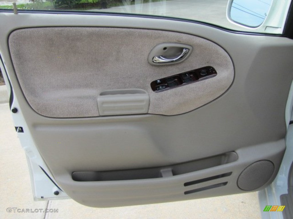 2005 XL7 LX 4WD - White Pearl / Beige photo #27