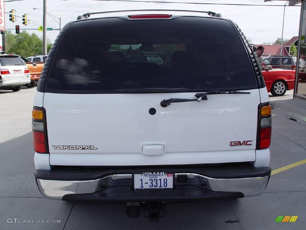 2004 Yukon XL 1500 SLT 4x4 - Summit White / Neutral/Shale photo #28