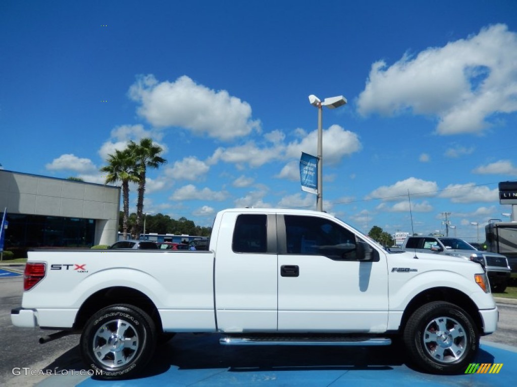 2010 F150 STX SuperCab 4x4 - Oxford White / Medium Stone photo #7