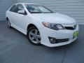 Super White - Camry SE Photo No. 1
