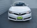 Super White - Camry SE Photo No. 8