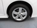 Super White - Camry SE Photo No. 14