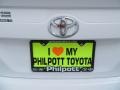 Super White - Camry SE Photo No. 17