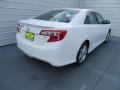 Super White - Camry SE Photo No. 20