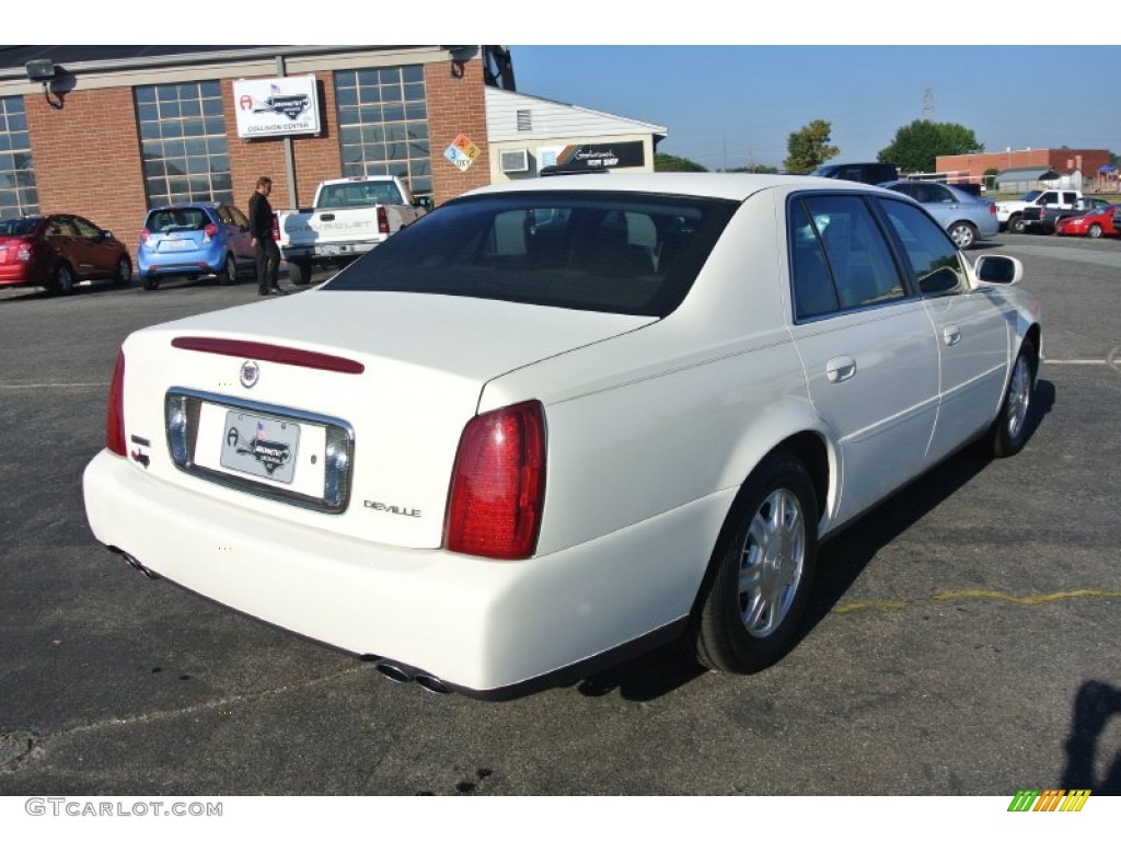2004 DeVille Sedan - Cotillion White / Shale photo #5