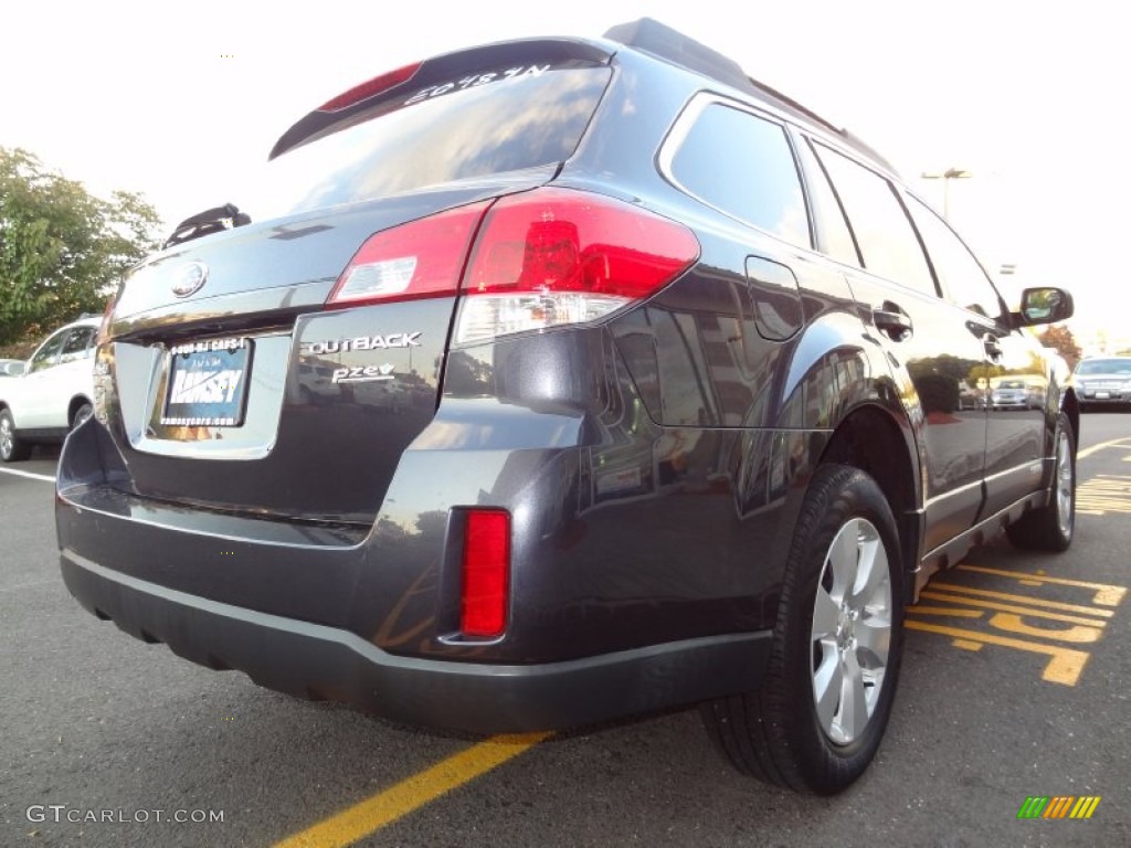 2011 Outback 2.5i Limited Wagon - Graphite Gray Metallic / Off Black photo #6