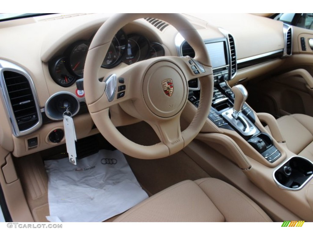 2014 Porsche Cayenne Diesel Luxor Beige Dashboard Photo #86337505