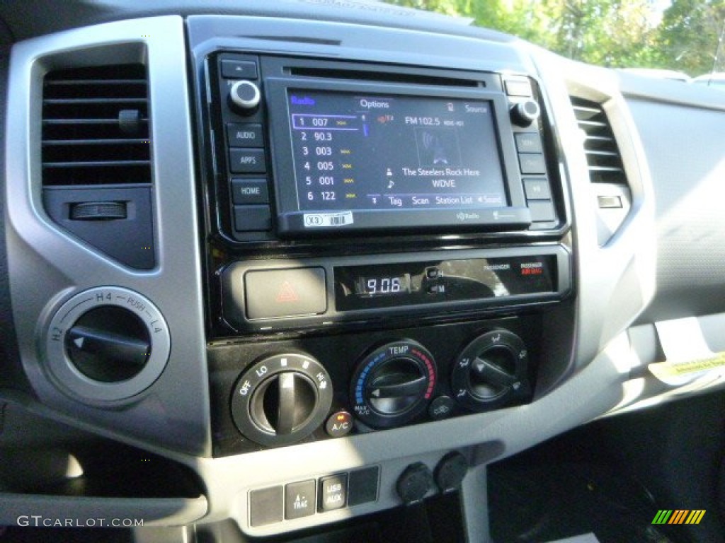 2014 Toyota Tacoma V6 TRD Double Cab 4x4 Controls Photo #86340772
