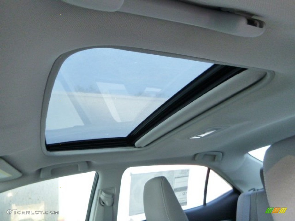 2014 Corolla LE - 4Evergreen Mica / Ash photo #15