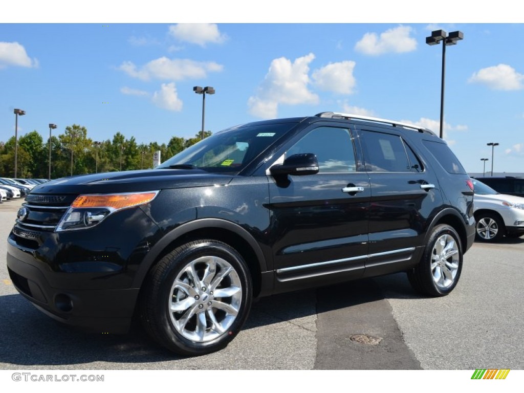 2014 Explorer Limited 4WD - Tuxedo Black / Charcoal Black photo #3