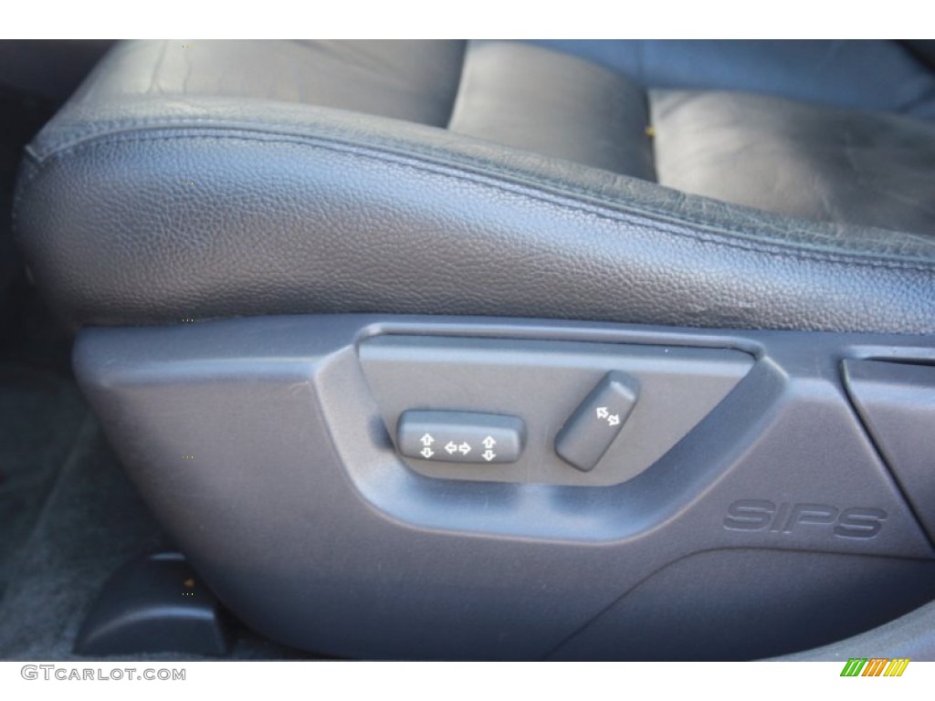 2004 S40 1.9T - White / Graphite photo #18