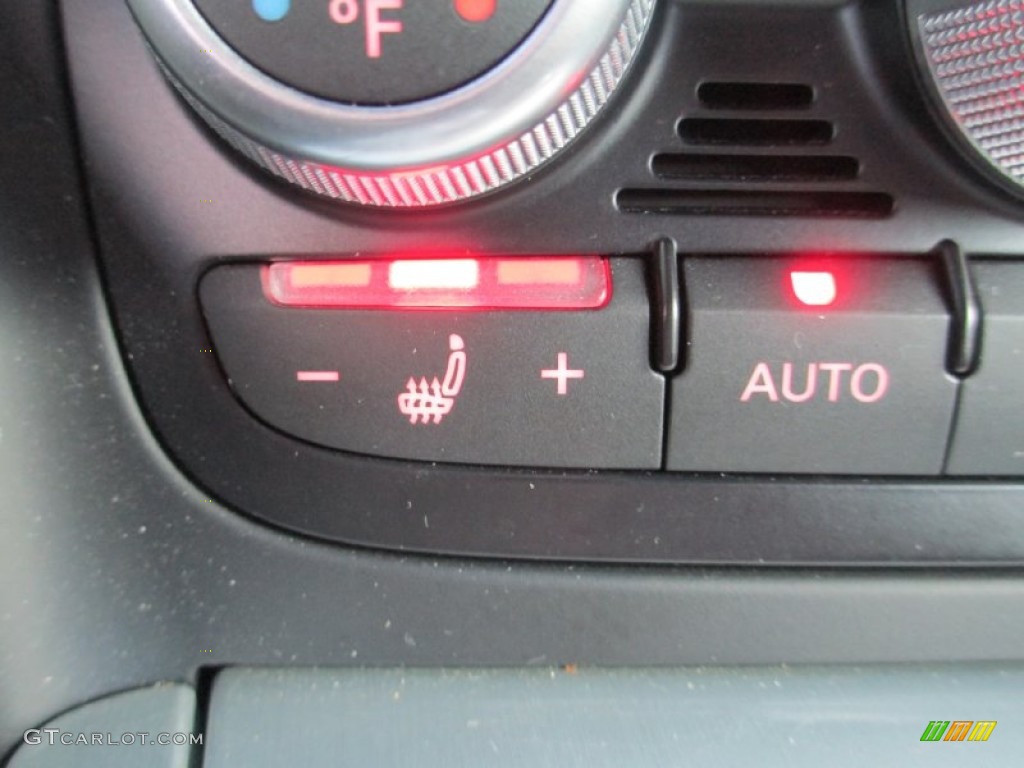 2011 Audi TT S 2.0T quattro Coupe Controls Photo #86353510