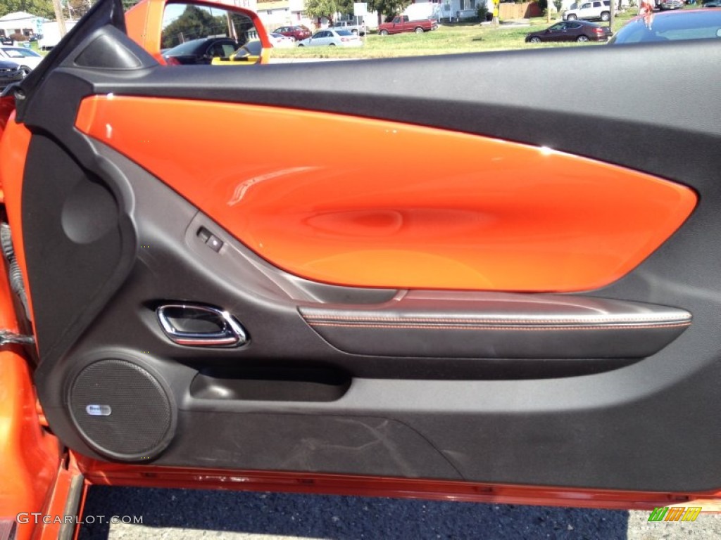 2010 Chevrolet Camaro LT/RS Coupe Black/Inferno Orange Door Panel Photo #86356683