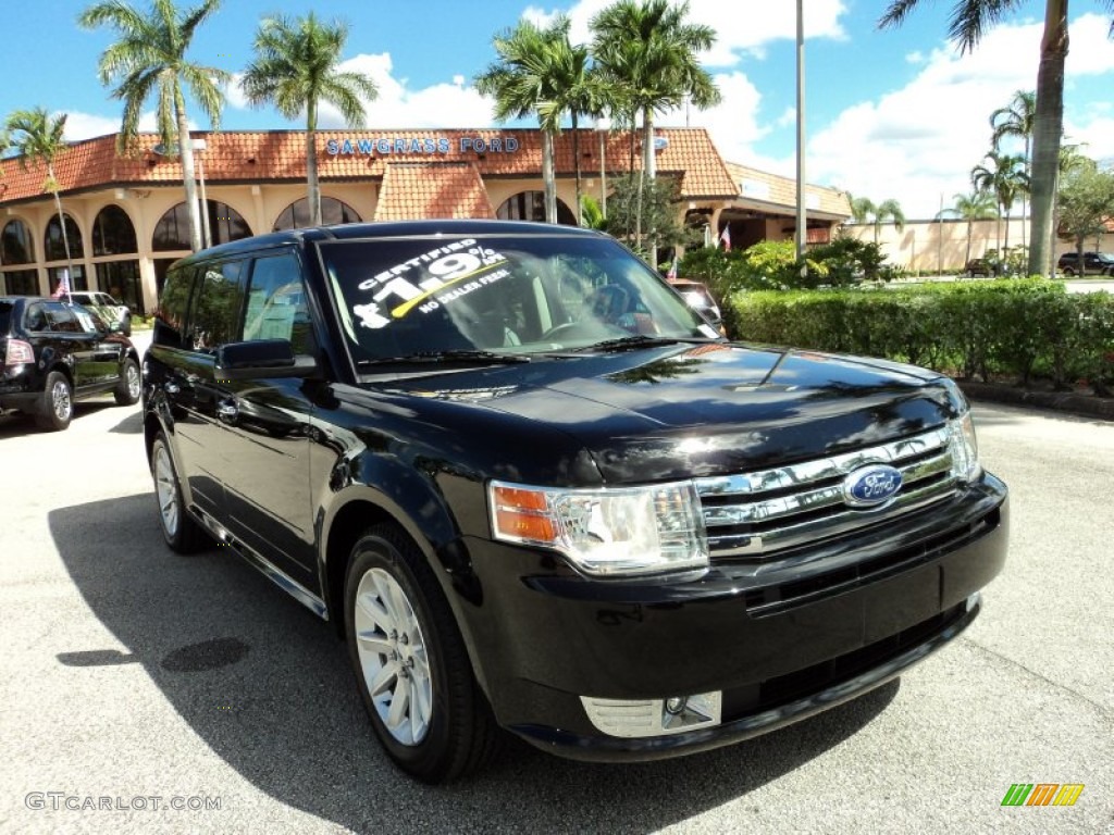 Black Ford Flex