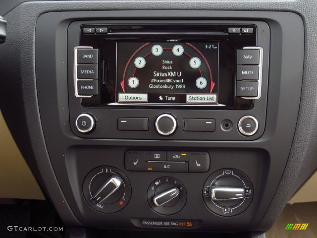 2014 Volkswagen Jetta SEL Sedan Controls Photo #86358075