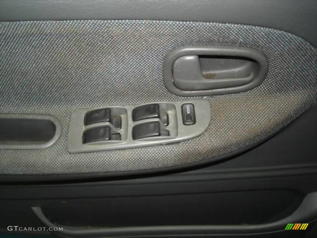 2001 Sportage  - Pepper Red / Gray photo #19