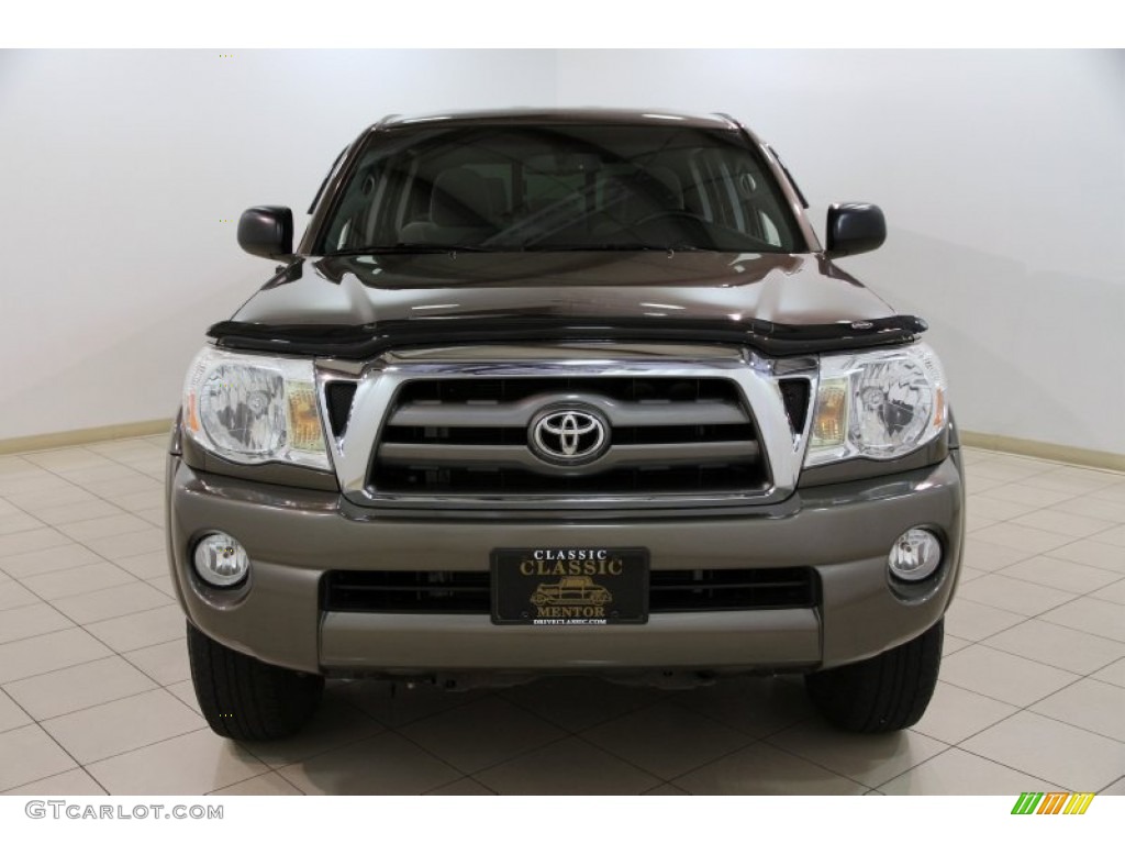 2009 Tacoma V6 Double Cab 4x4 - Pyrite Brown Mica / Graphite Gray photo #2