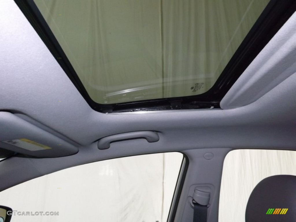 2012 Elantra Limited - Silver / Gray photo #15