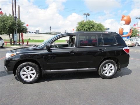 2012 Toyota Highlander V6 Data, Info and Specs