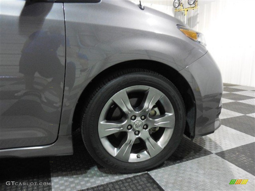 2012 Sienna SE - Predawn Gray Mica / Dark Charcoal photo #8