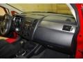 Red Alert - Versa 1.8 S Hatchback Photo No. 20
