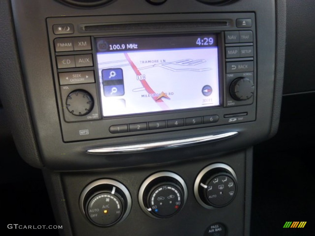 2011 Rogue SV AWD - Frosted Steel Metallic / Black photo #19